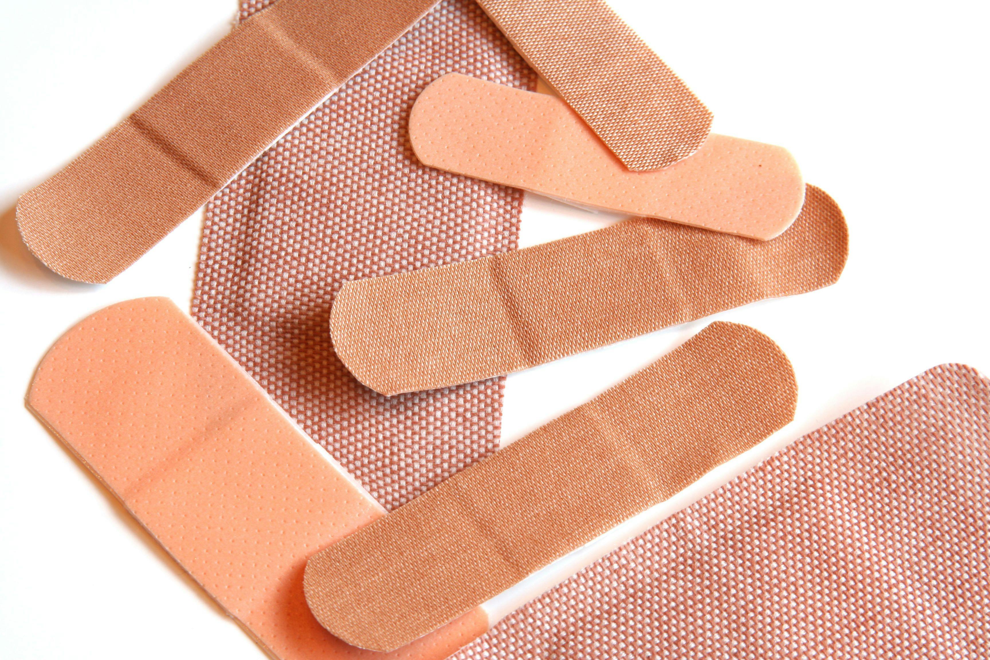 adhesive bandages | © Barbara Helgason - stock.adobe.com